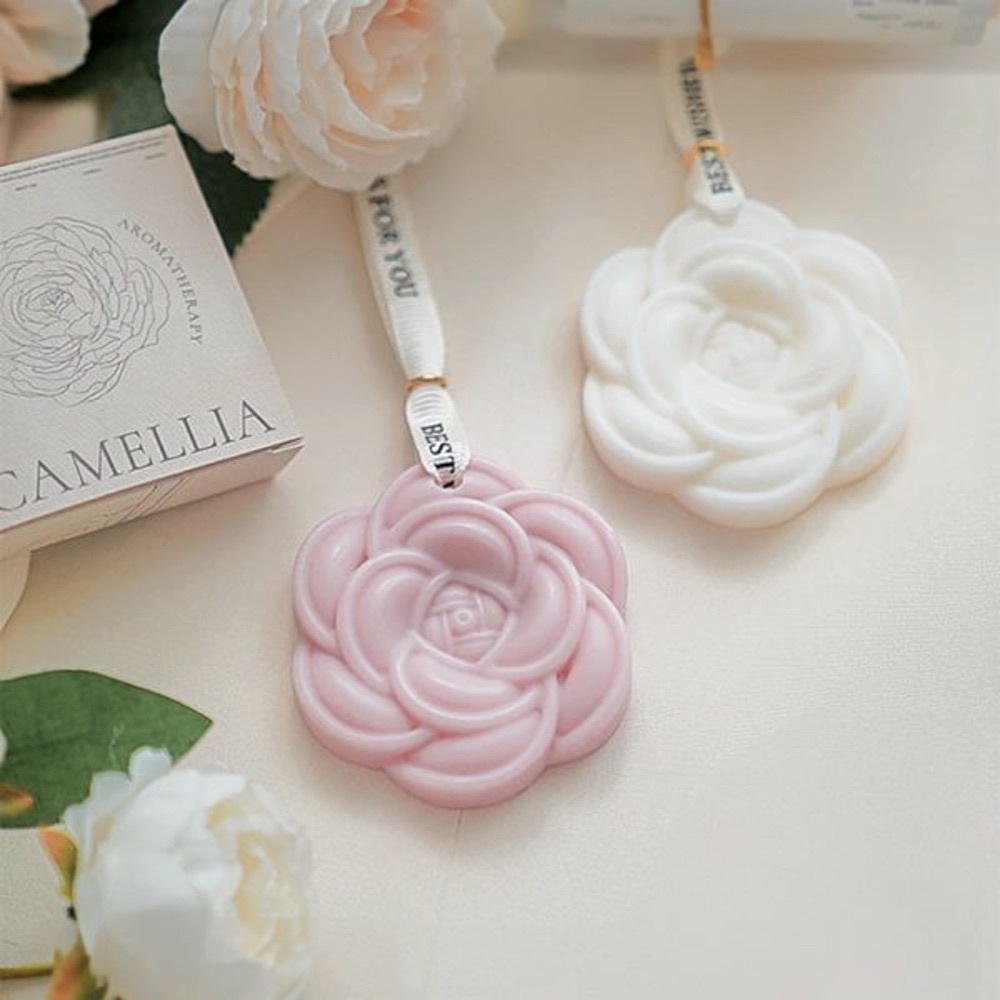 NIB One Pink Camellia Luxury Fragrance Wax Pendant